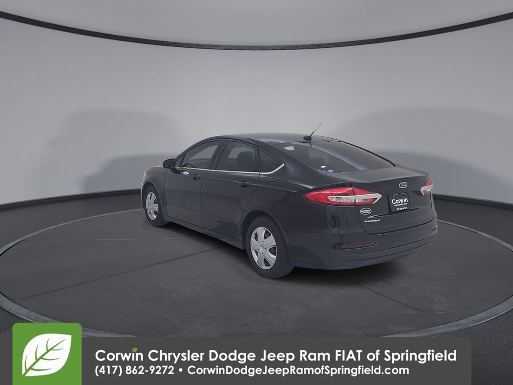 Used 2019 Ford Fusion S image 11
