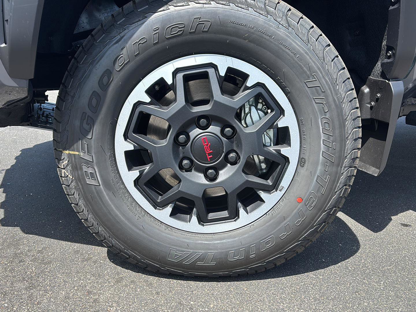 New 2026 Toyota Tacoma TRD Off-Road AWD/4WD image 4