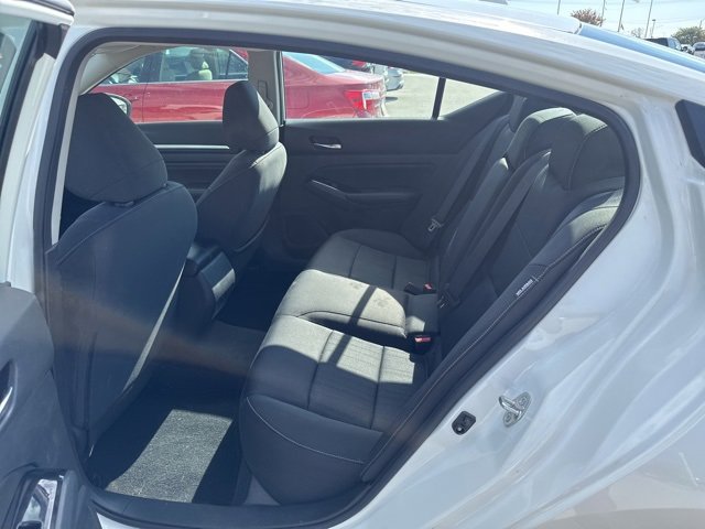 Used 2022 Nissan Altima 2.5 SV w/ SV Premium Package image 7