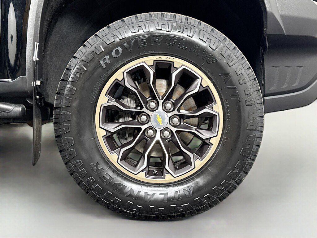 Used 2020 Chevrolet Colorado ZR2 image 42