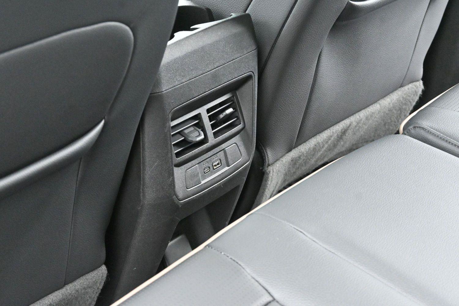 Used 2023 GMC Canyon Denali AWD/4WD image 30