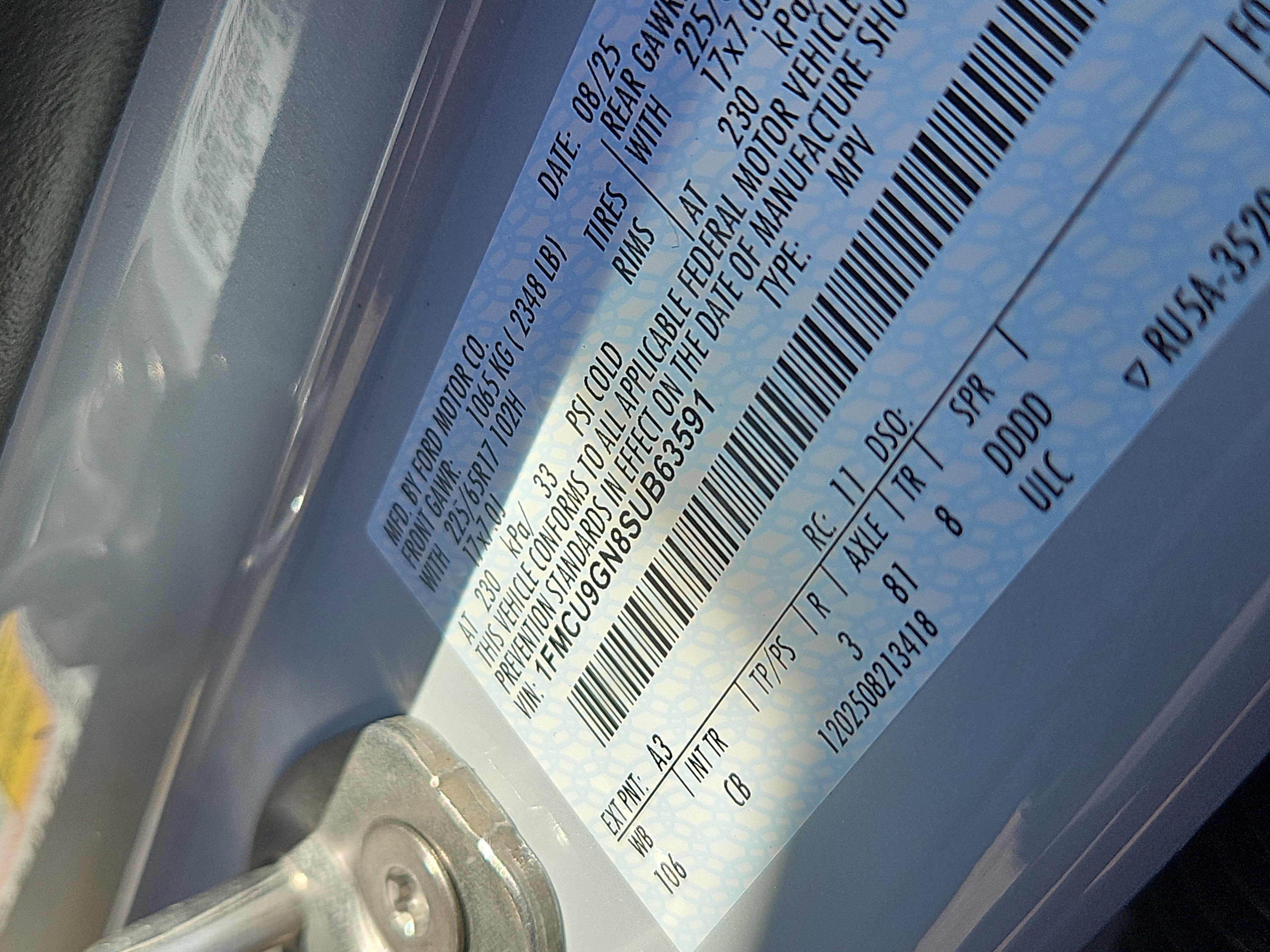 Used 2025 Ford Escape Active w/ Cold Weather Package image 7