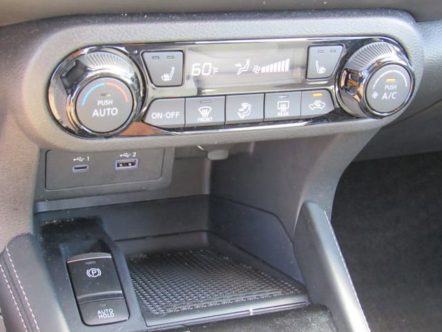 Certified 2024 Nissan Kicks SR w/ SR Premium Package FWD image 25