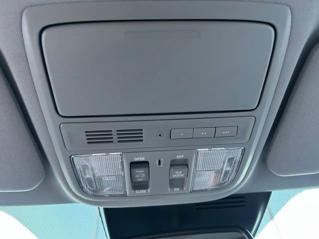 Used 2022 Honda CR-V EX-L image 22