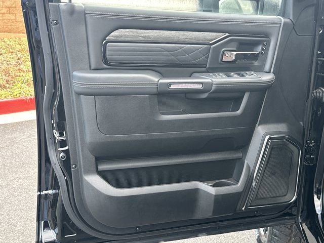 New 2025 RAM 2500 Limited image 11