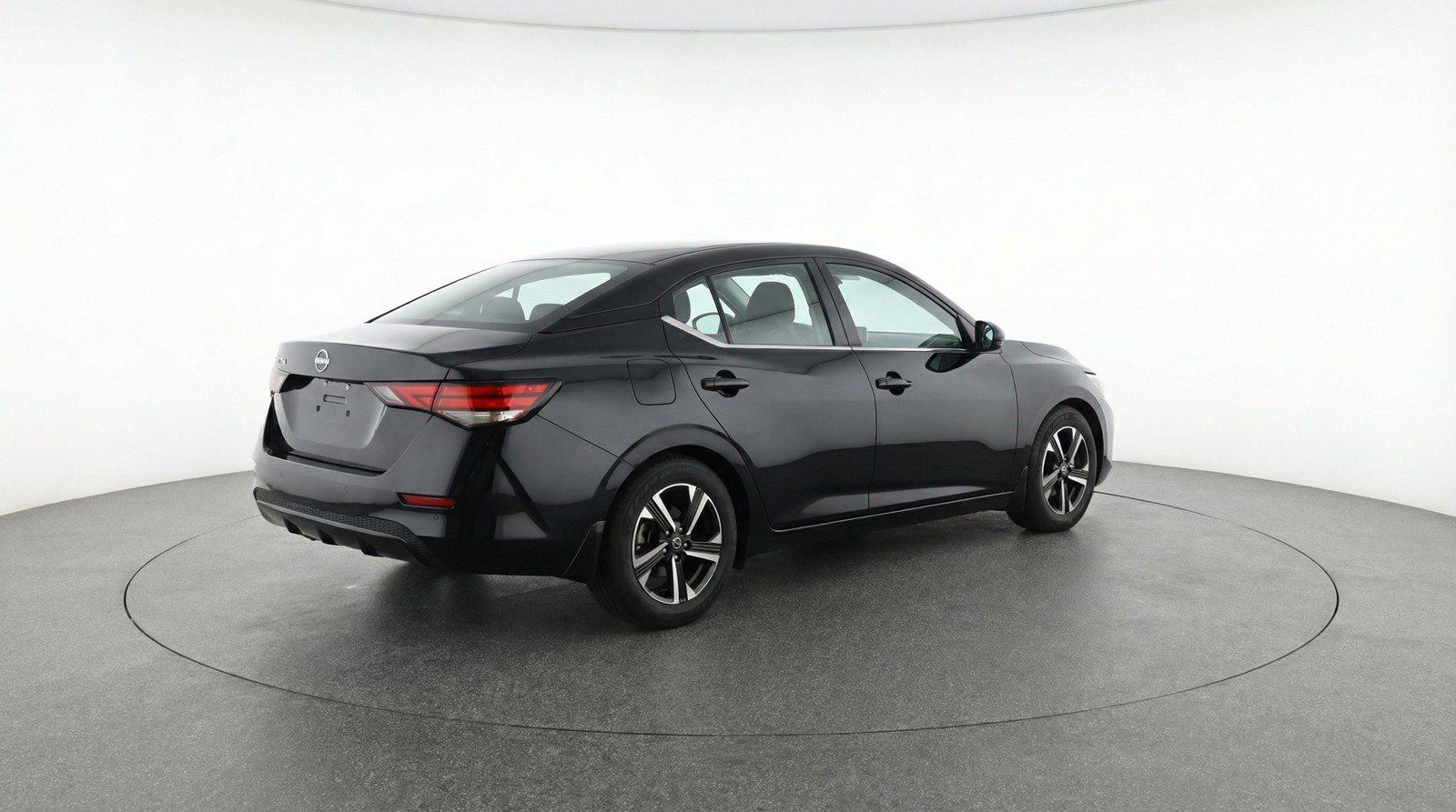 Used 2024 Nissan Sentra SV FWD image 9