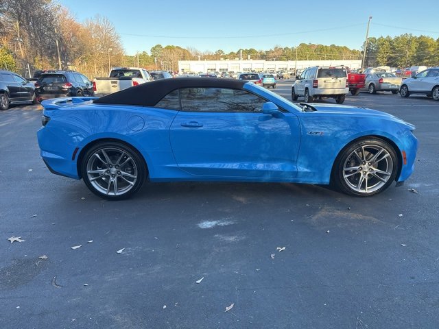 Used 2023 Chevrolet Camaro LT w/ RS Package image 6
