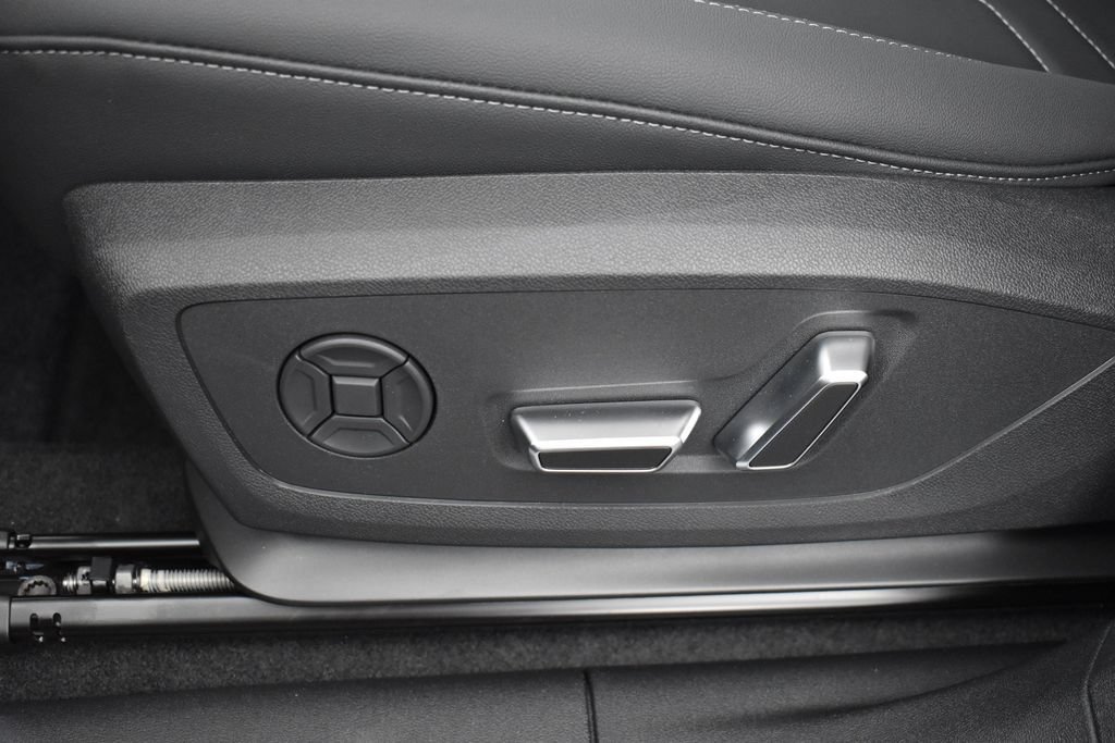 New 2026 Audi Q3 quattro 2.0T AWD/4WD image 8