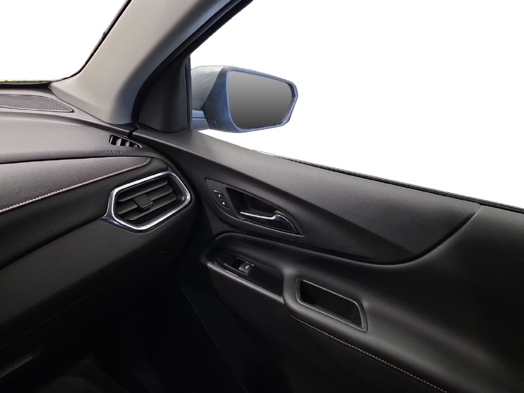 Used 2024 Chevrolet Equinox Premier AWD/4WD image 24