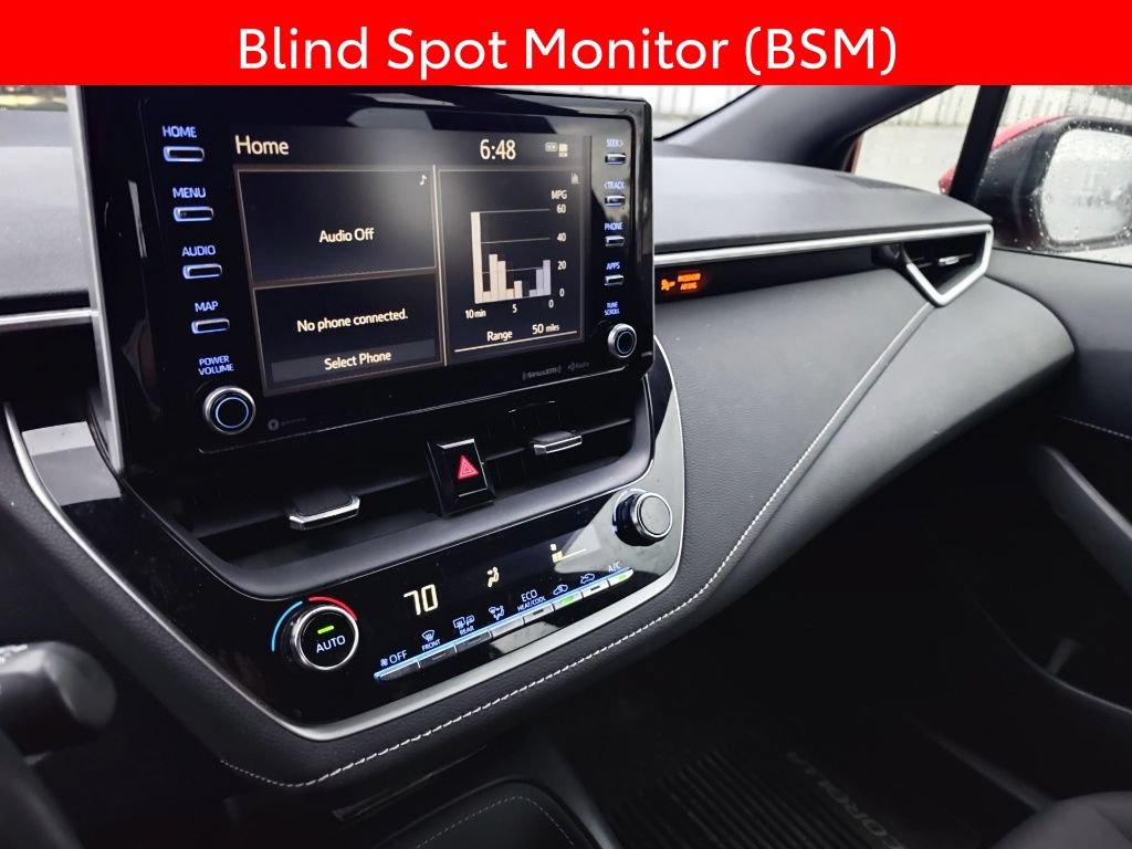 Used 2021 Toyota Corolla SE w/ Special Edition FWD image 11