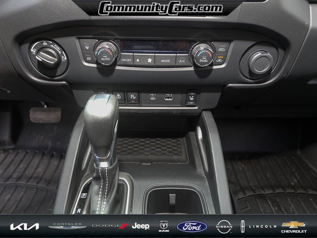 Used 2023 Nissan Frontier SV w/ SV Convenience Package image 19