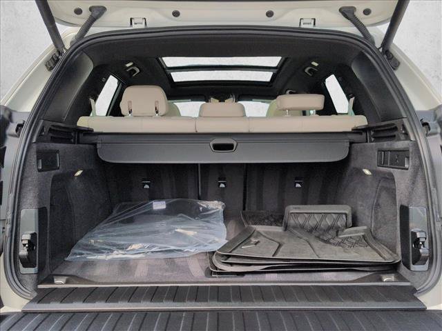 Used 2024 BMW X5 xDrive40i w/ Executive Package AWD/4WD image 6