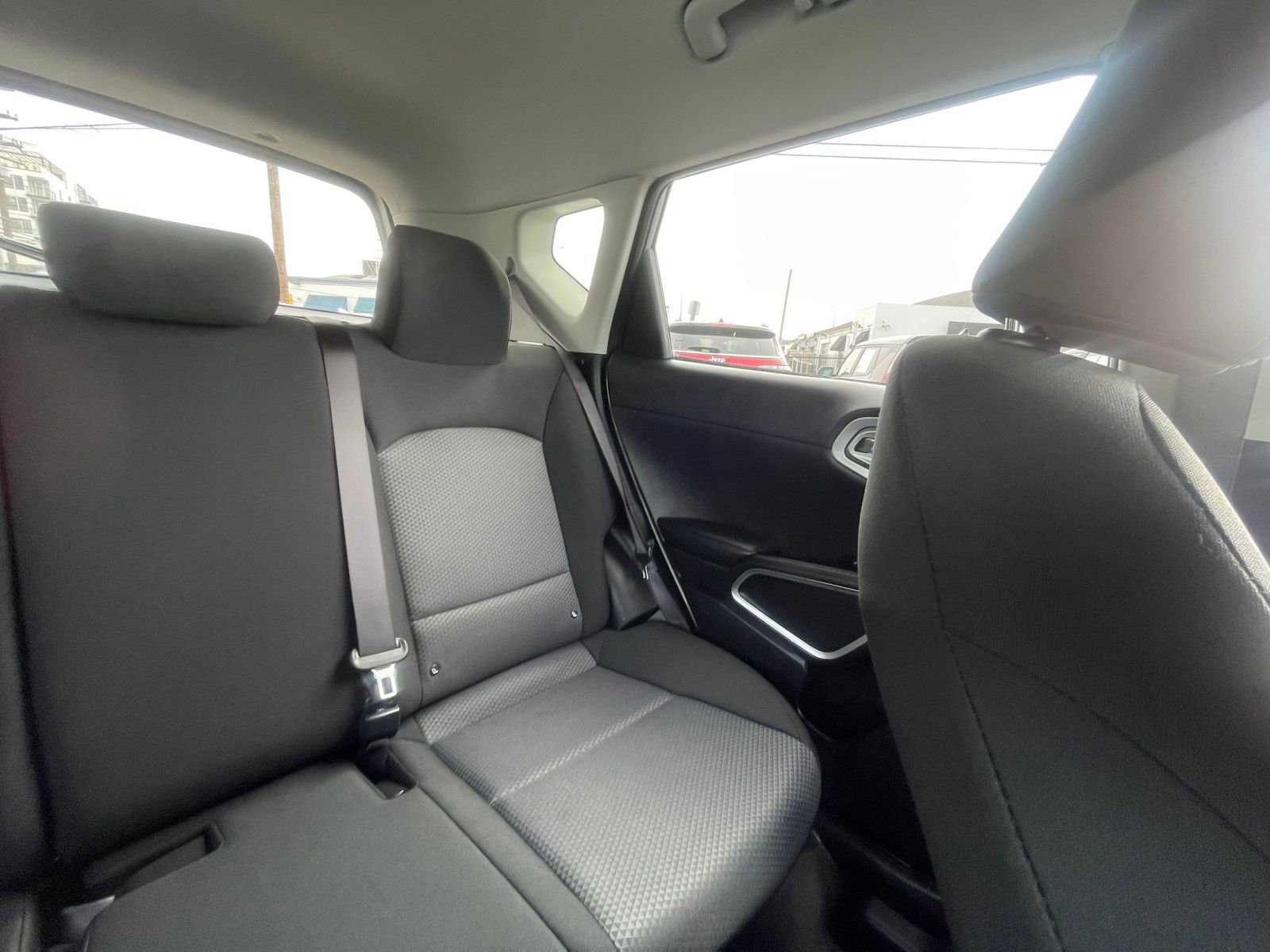 Used 2025 Kia Soul LX w/ LX Technology Package FWD image 37