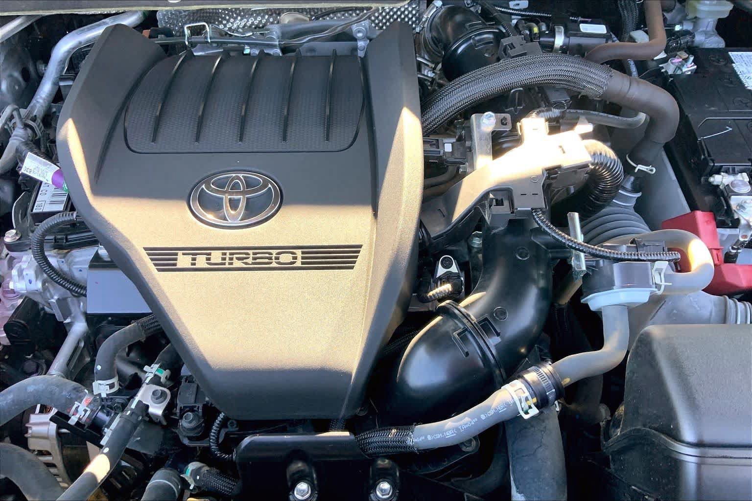 Used 2023 Toyota Highlander XSE FWD image 32