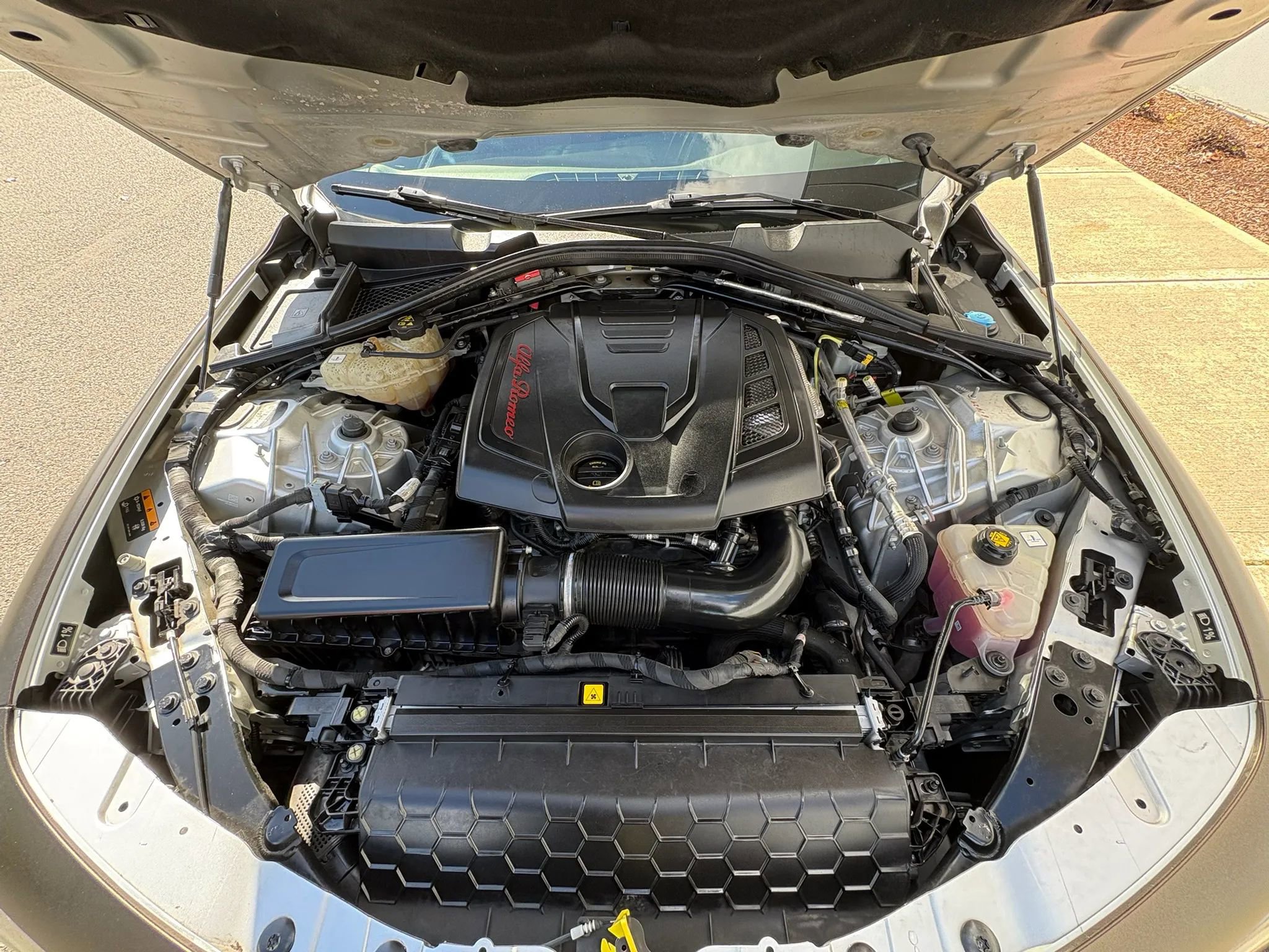 Used 2019 Alfa Romeo Giulia Ti image 25