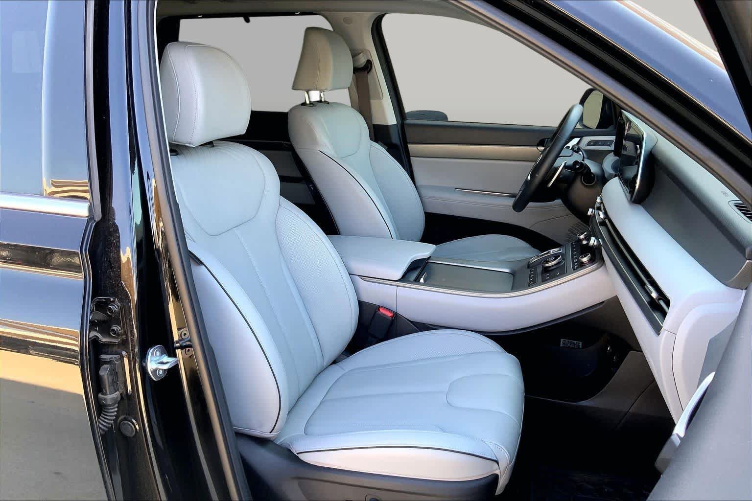 Used 2025 Hyundai Palisade SEL FWD image 9