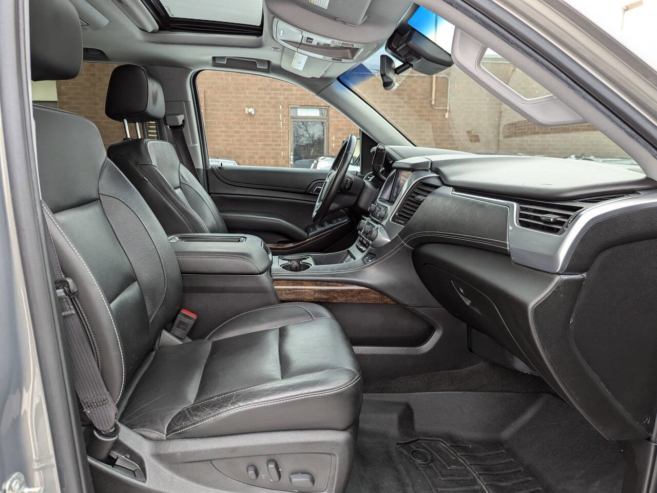 Used 2017 Chevrolet Tahoe LT image 16