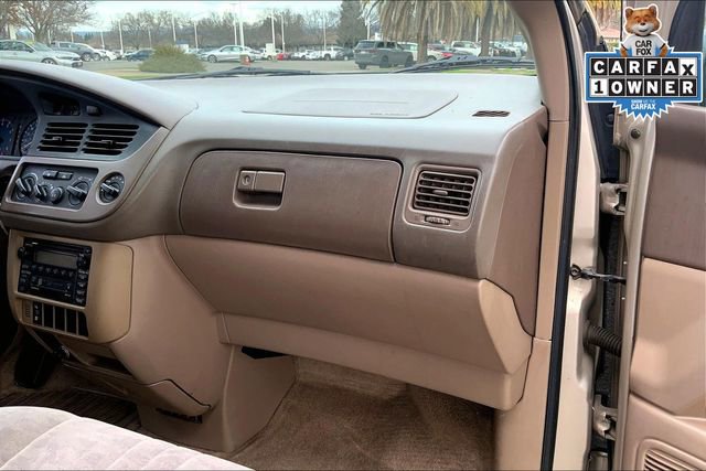 Used 2001 Toyota Sienna LE image 15