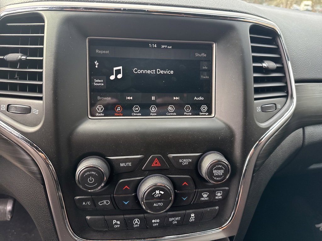 Used 2021 Jeep Grand Cherokee Laredo image 13