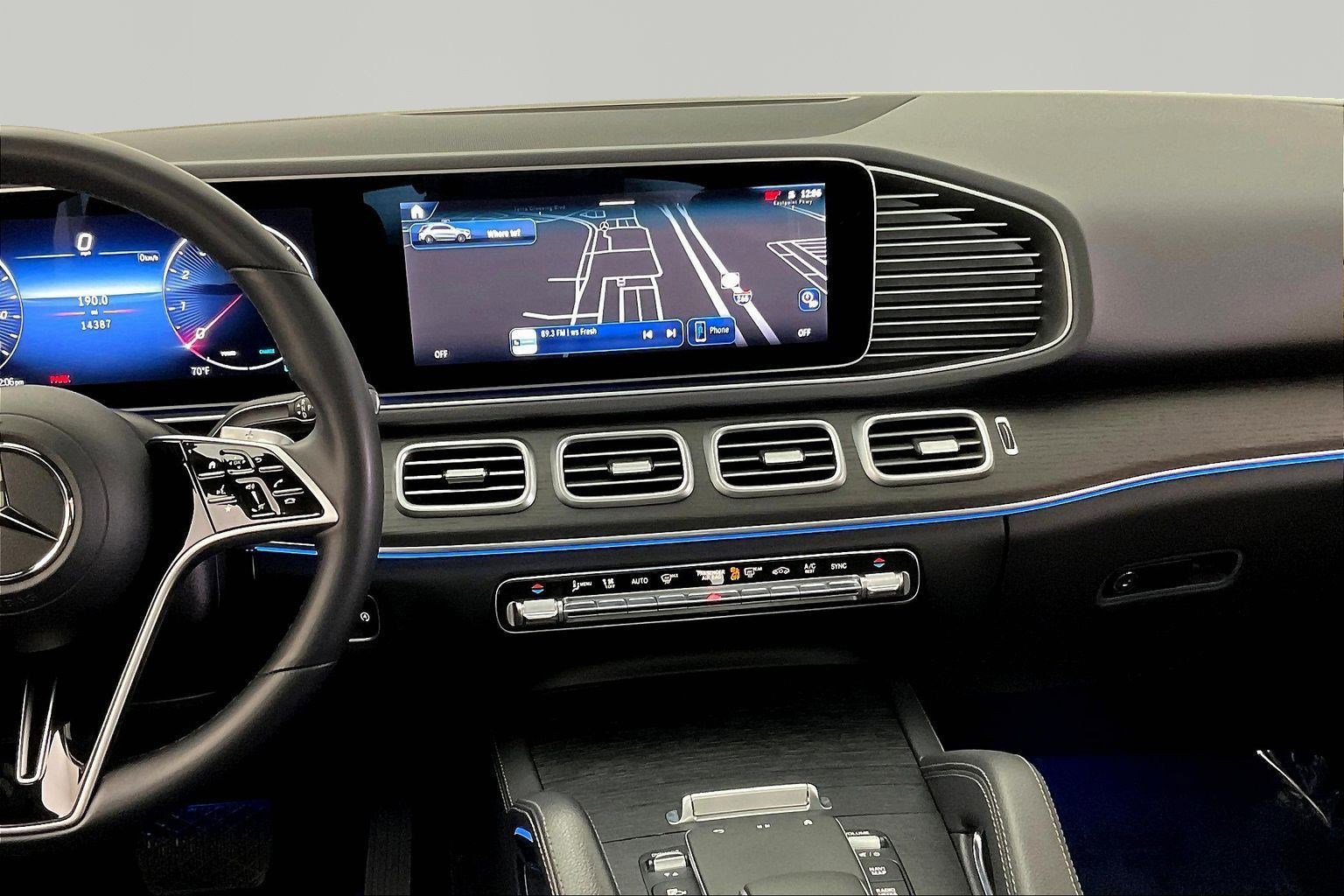 Certified 2025 Mercedes-Benz GLE 350 4MATIC image 9