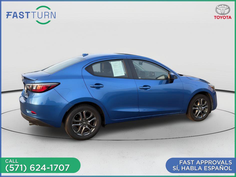 Used 2019 Toyota Yaris LE FWD image 6