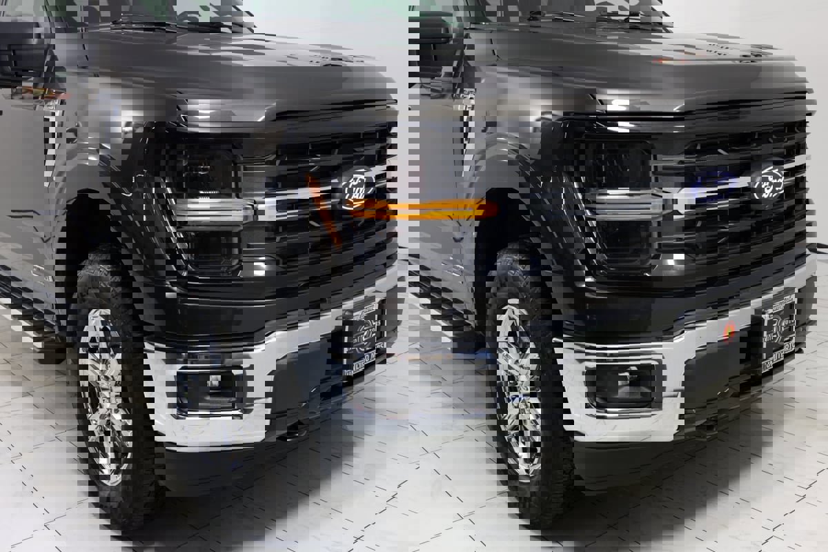 Used 2024 Ford F150 XLT w/ Mobile Office Package image 37