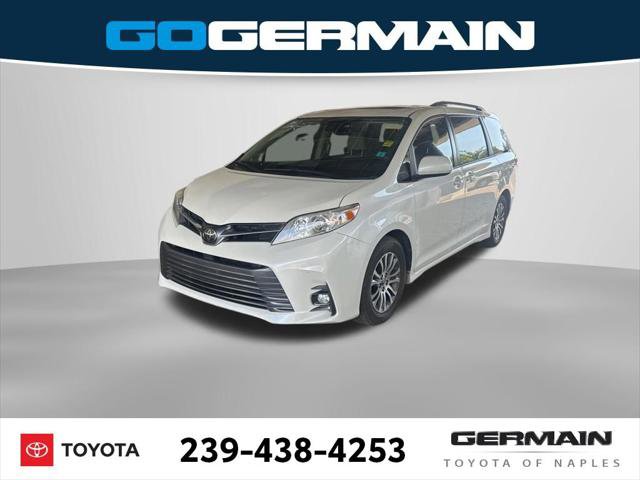 Certified 2018 Toyota Sienna XLE Premium image 1