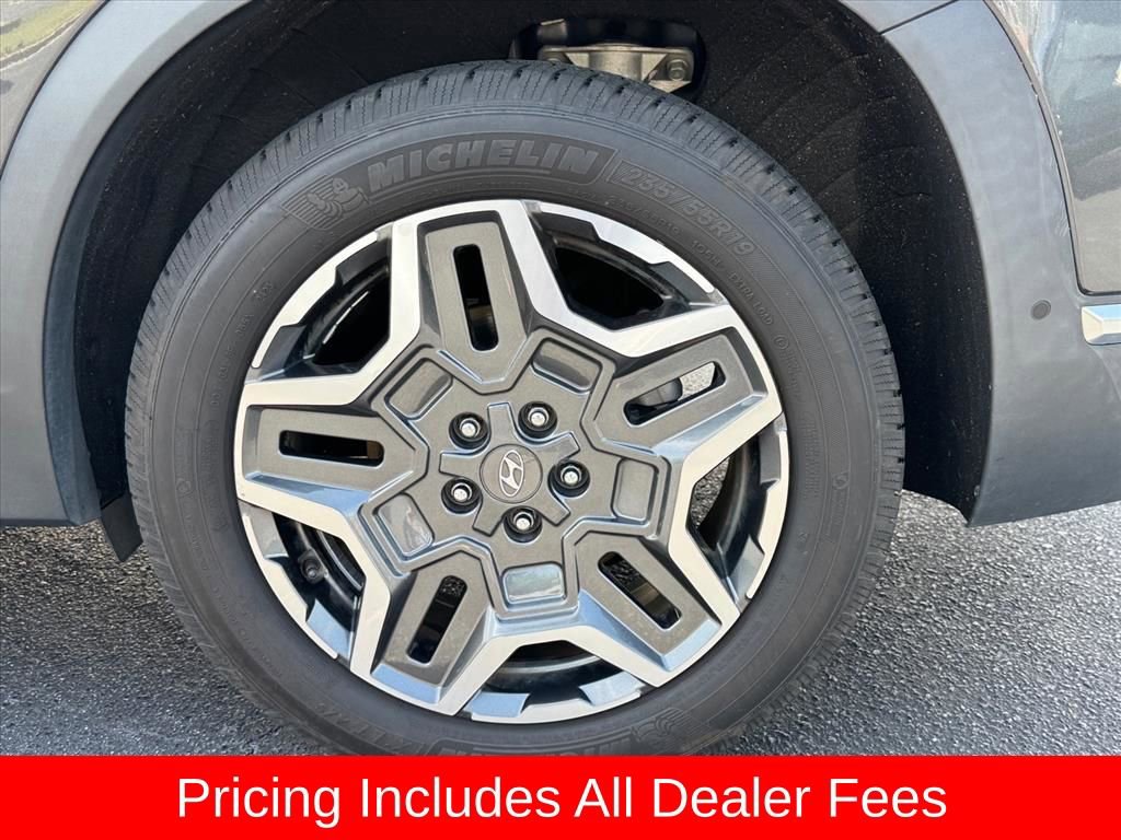 Used 2021 Hyundai Santa Fe Limited w/ Cargo Package FWD image 9