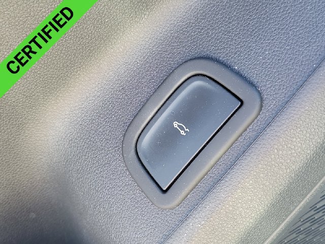 Certified 2025 Chevrolet Traverse Z71 w/ Driver Confidence Package AWD/4WD image 25
