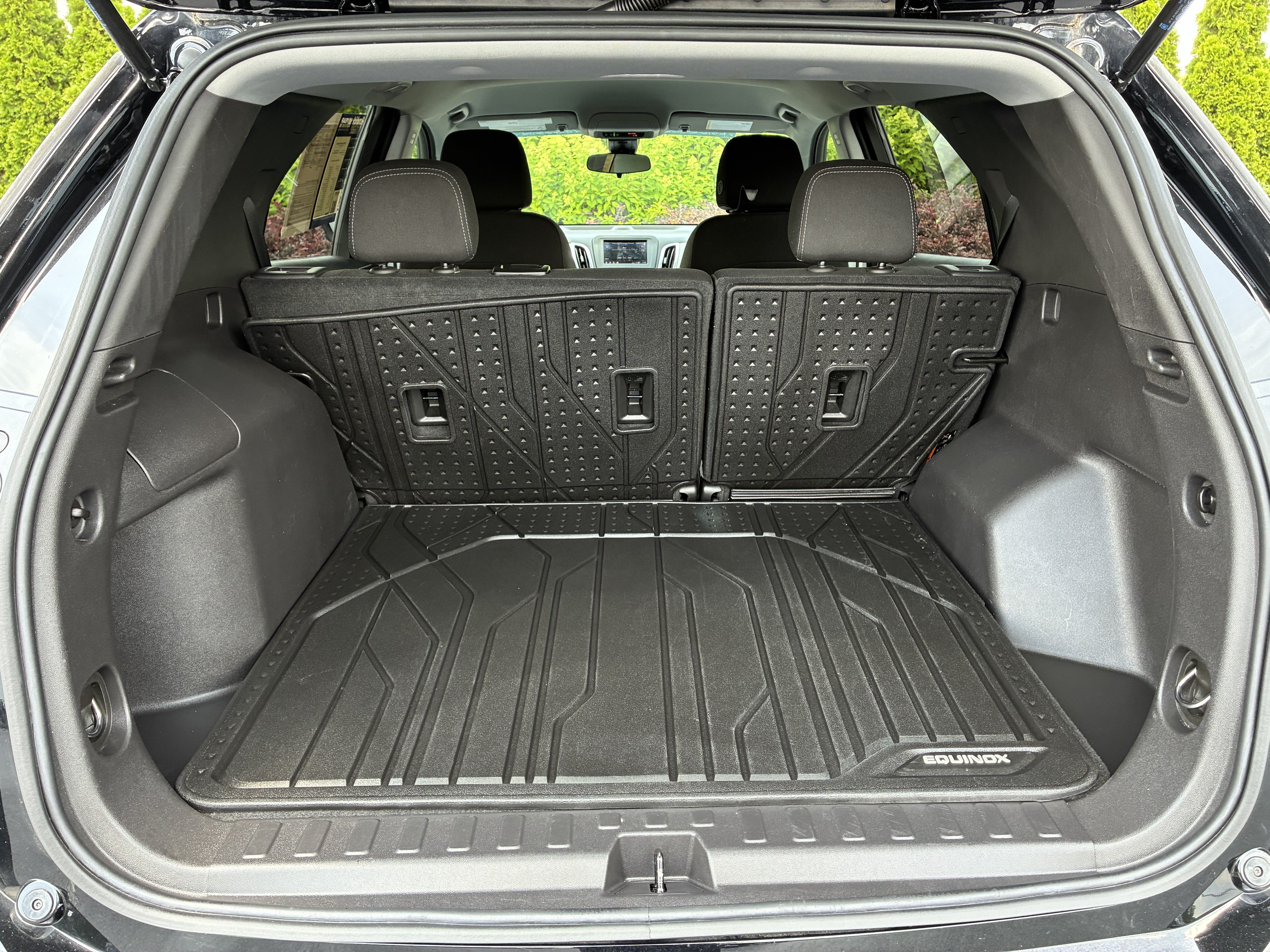 Used 2024 Chevrolet Equinox LS w/ LS Convenience Package FWD image 12