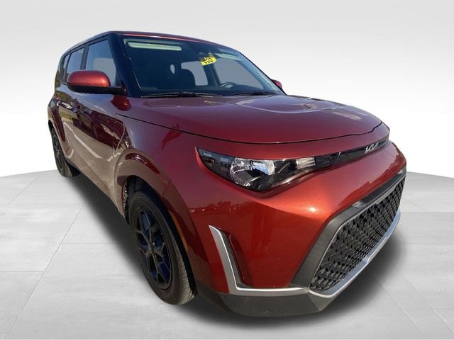 Used 2023 Kia Soul LX w/ LX Technology Package FWD image 15