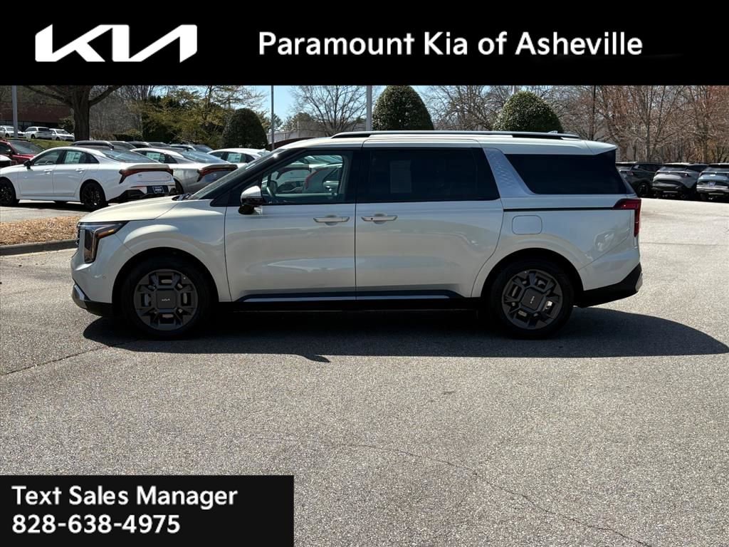 Certified 2026 Kia Carnival SX FWD image 3