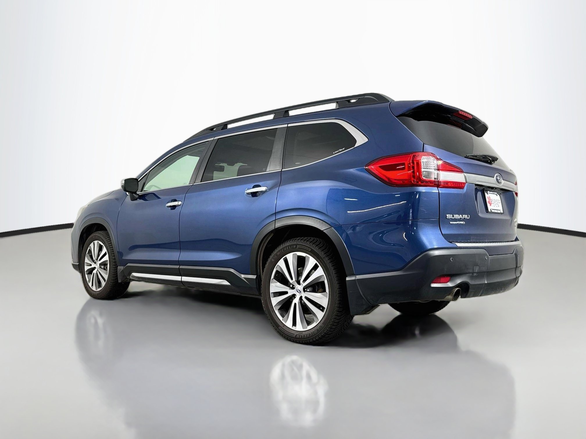Used 2019 Subaru Ascent Touring w/ Popular Package #2A AWD/4WD image 5