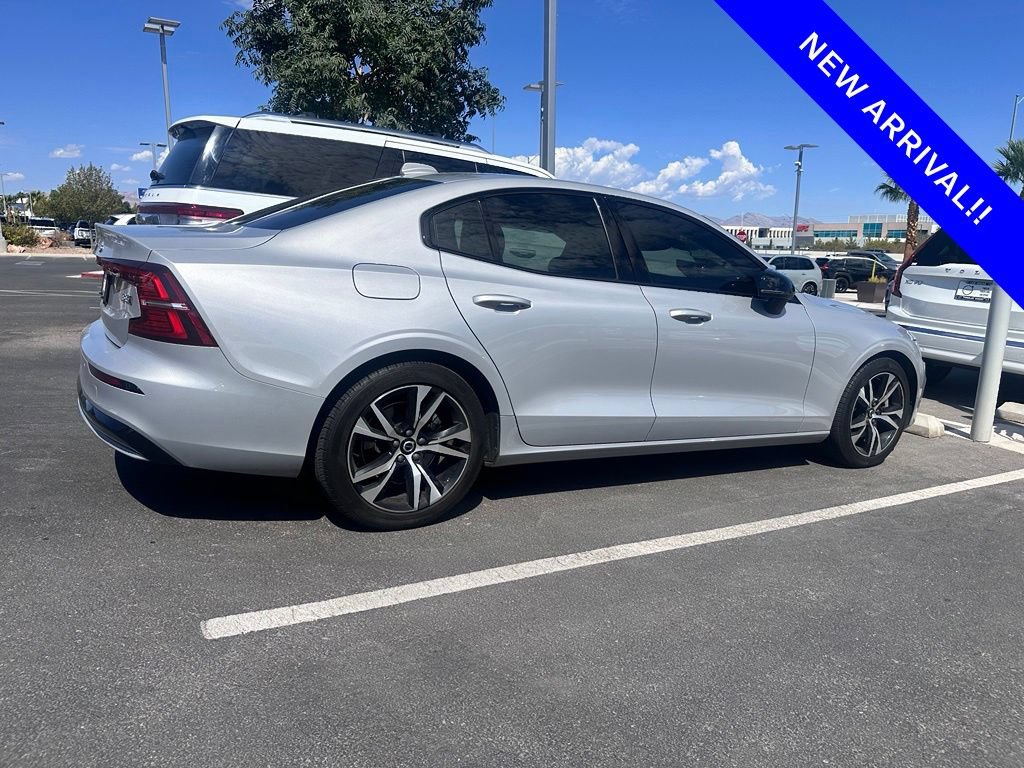 Certified 2025 Volvo S60 B5 Core AWD/4WD image 2