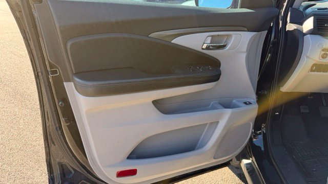 Used 2016 Honda Pilot EX image 16