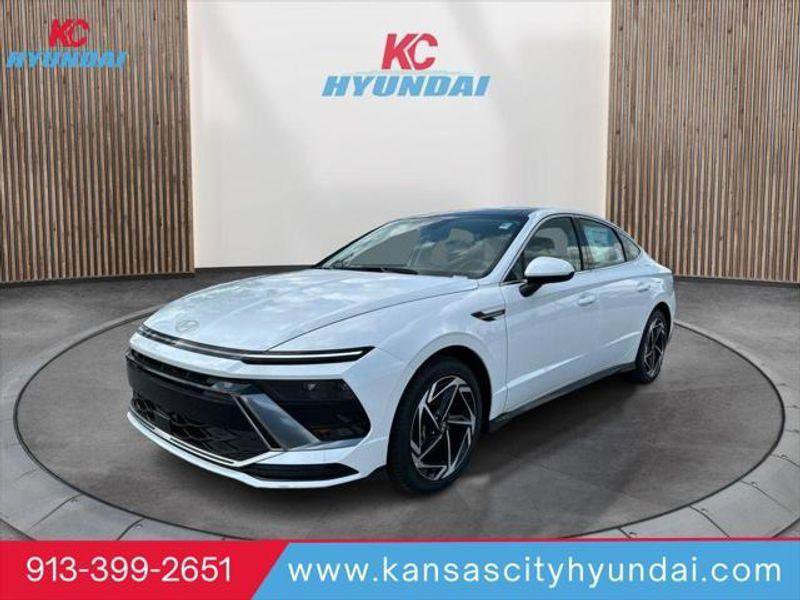 New 2025 Hyundai Sonata SEL