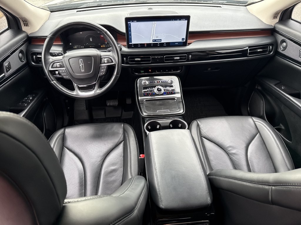 Used 2023 Lincoln Nautilus Reserve w/ Luxury Package AWD/4WD image 27
