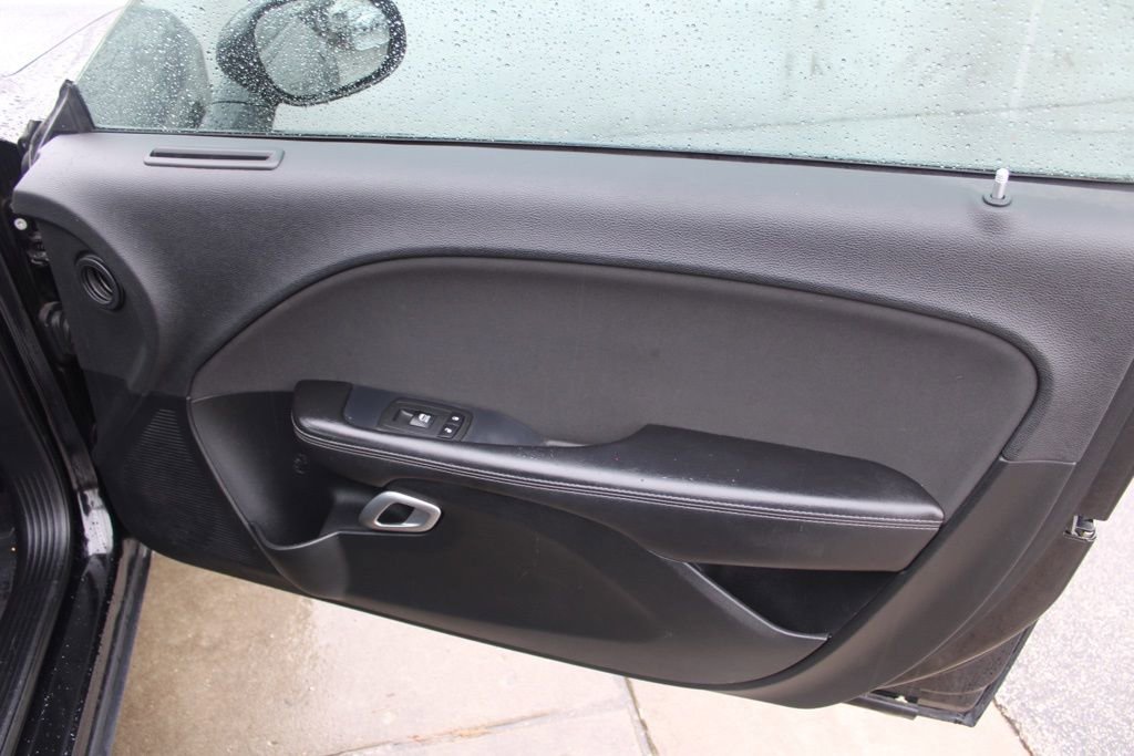 Used 2018 Dodge Challenger SXT image 23