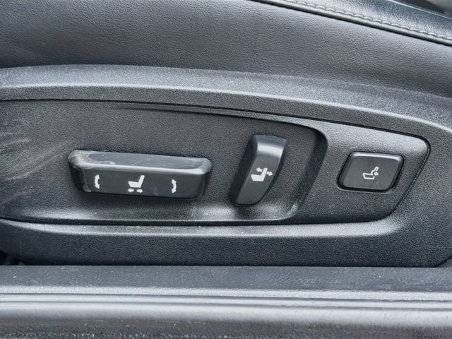 Used 2016 Lexus ES 350 w/ Premium Package w/Wood Trim FWD image 23