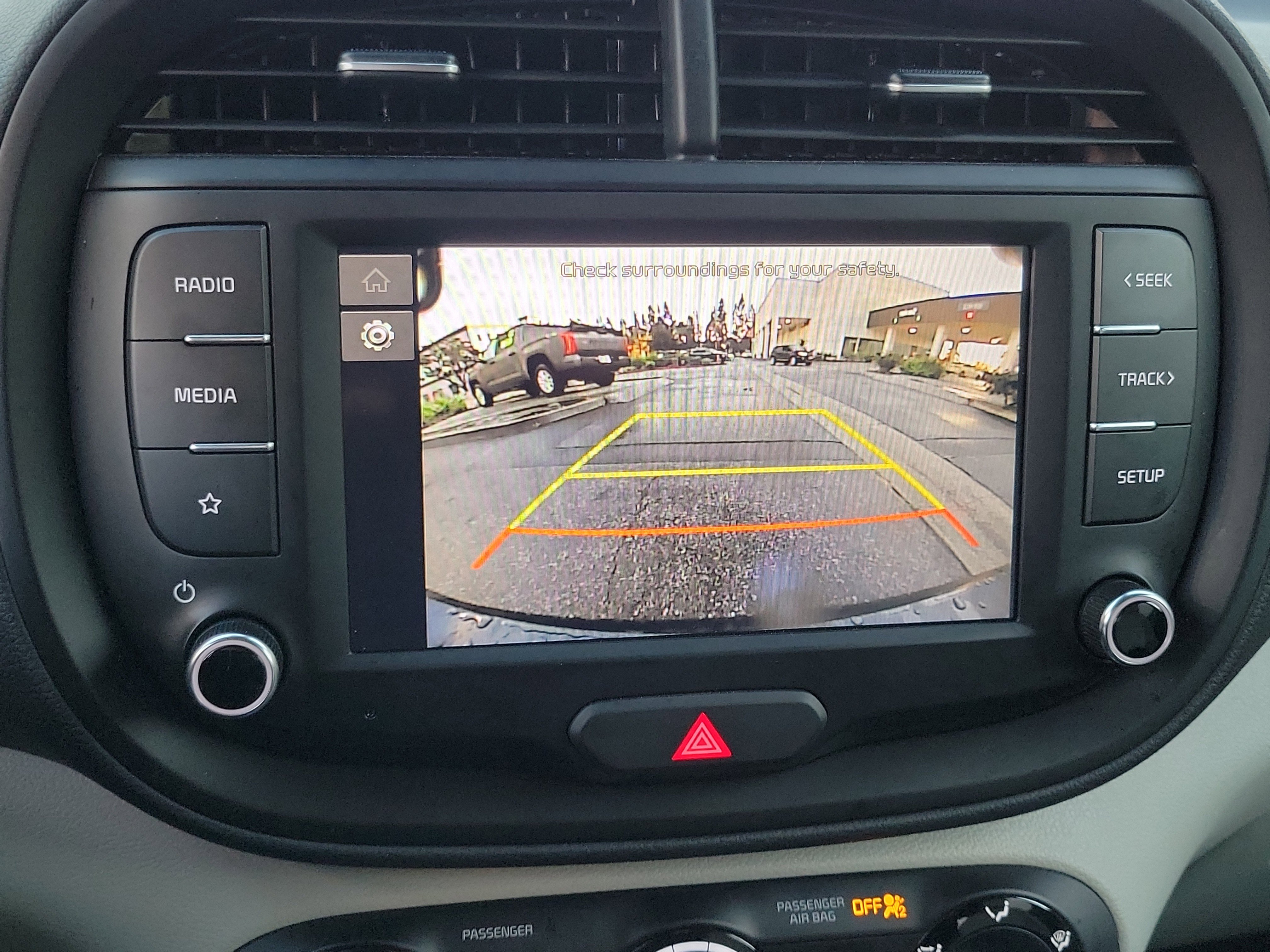 Used 2025 Kia Soul LX image 12