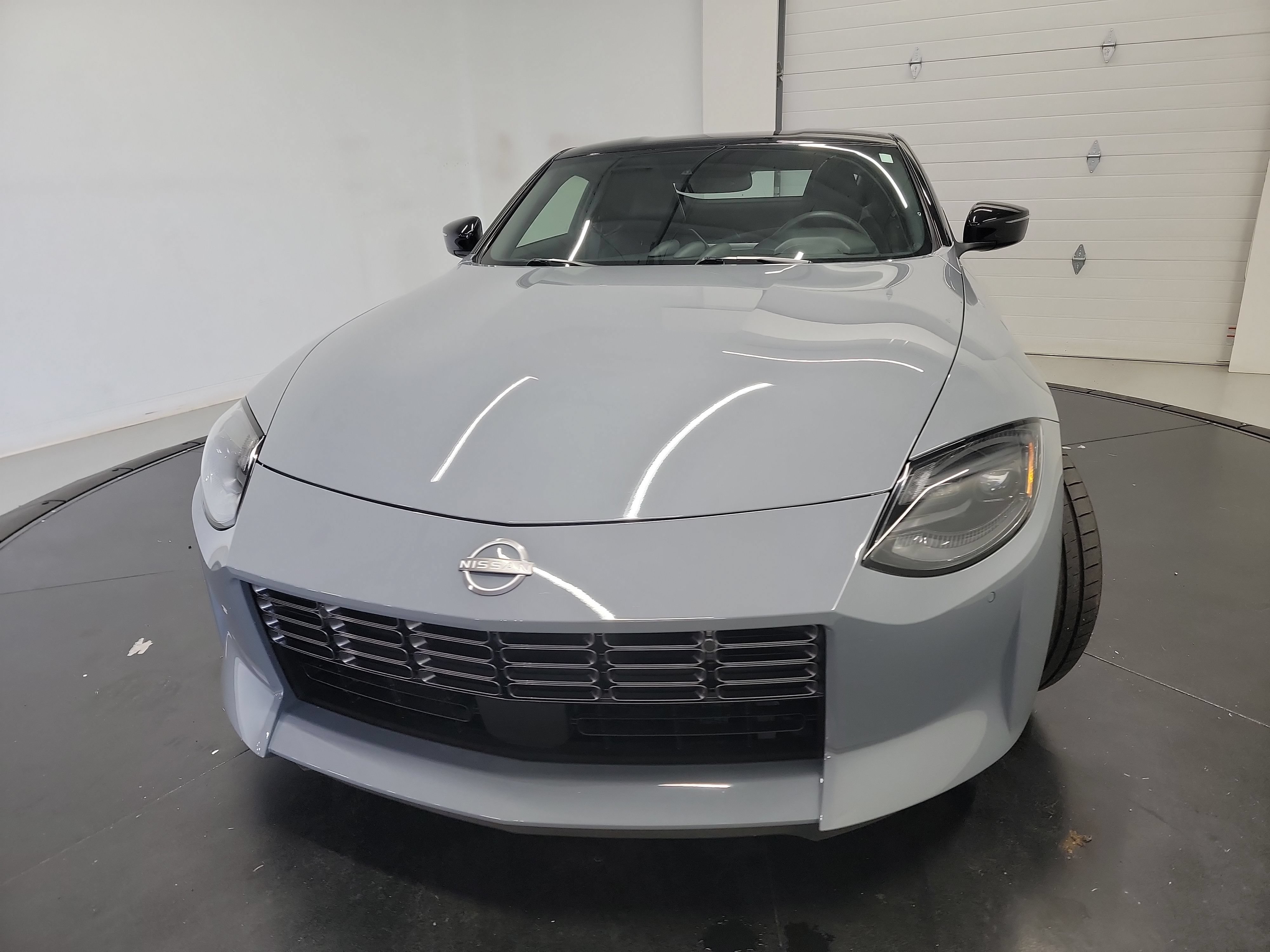 Used 2024 Nissan Z Performance w/ Floor Mat Package RWD image 2