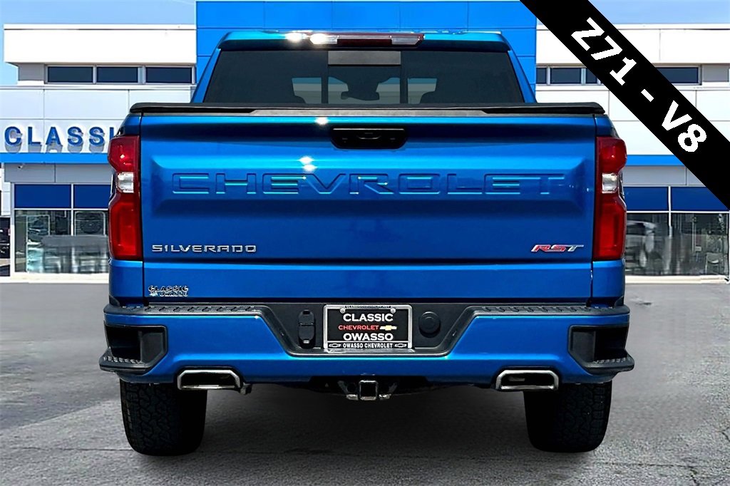 Used 2023 Chevrolet Silverado 1500 RST w/ Convenience Package II image 6