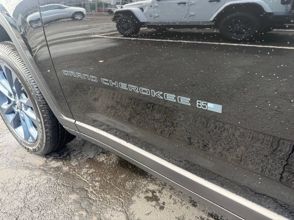 New 2026 Jeep Grand Cherokee L Limited AWD/4WD image 11