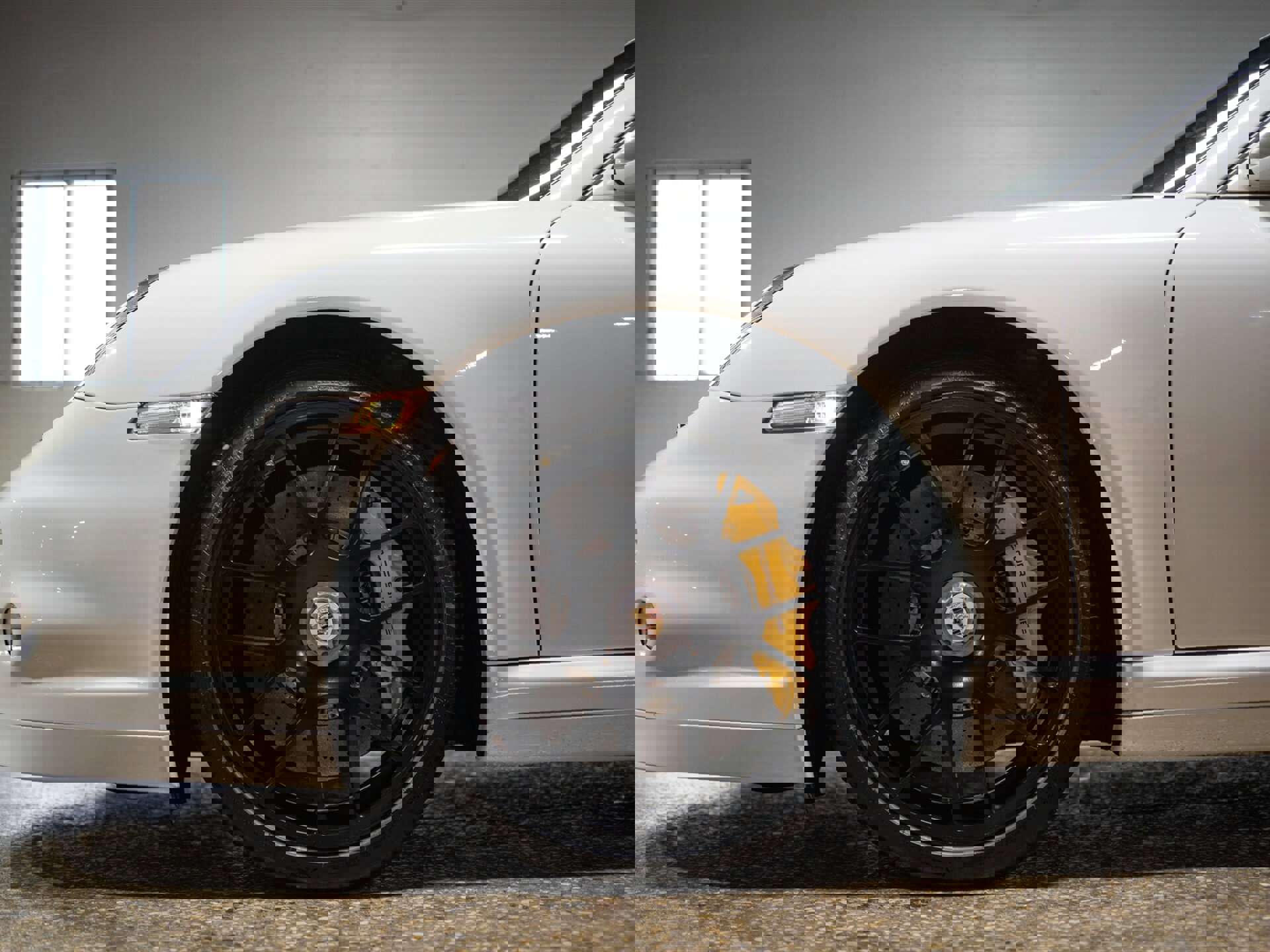 Used 2013 Porsche 911 Turbo S image 18