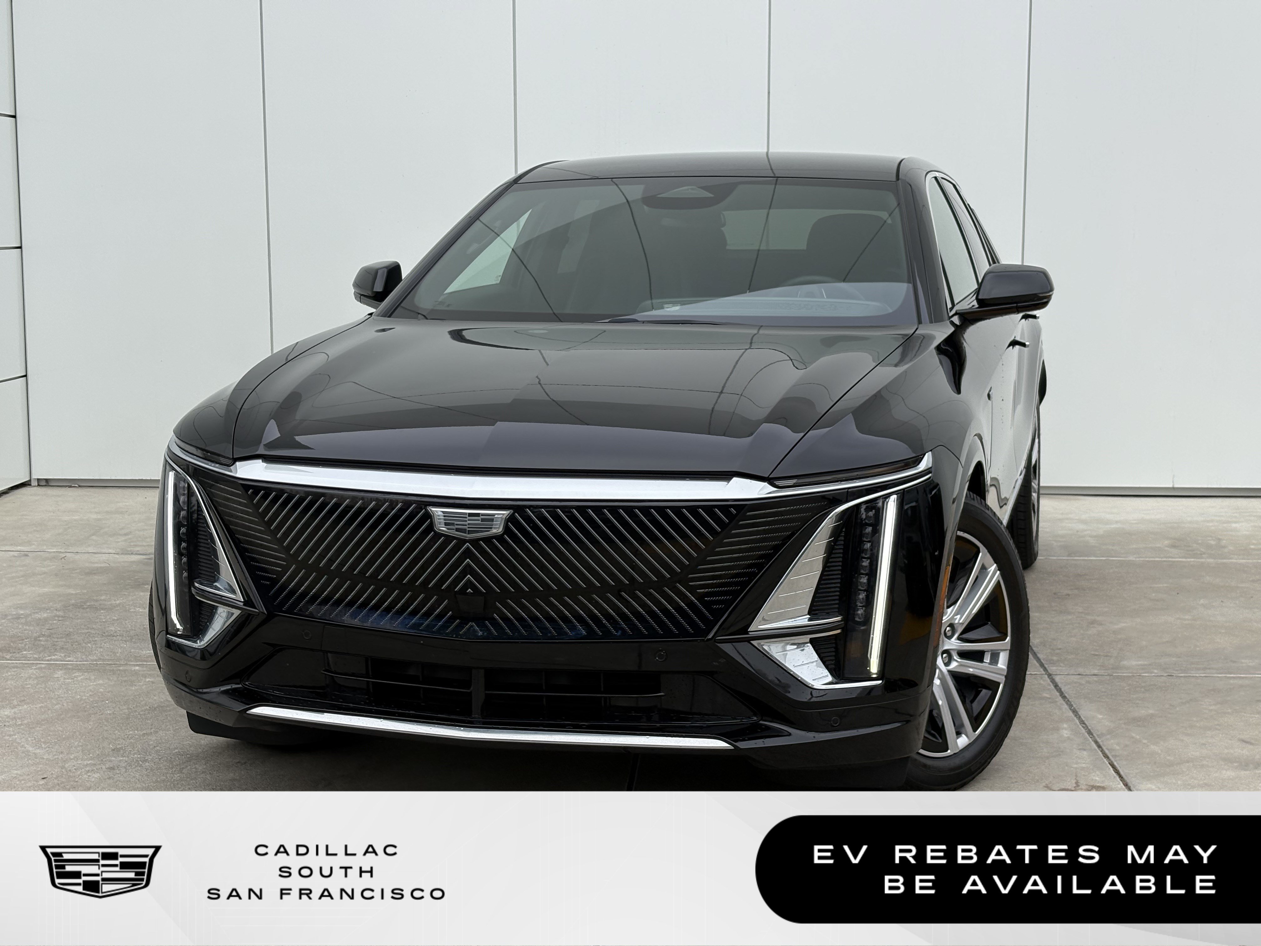 Certified 2024 Cadillac Lyriq Tech AWD/4WD image 1