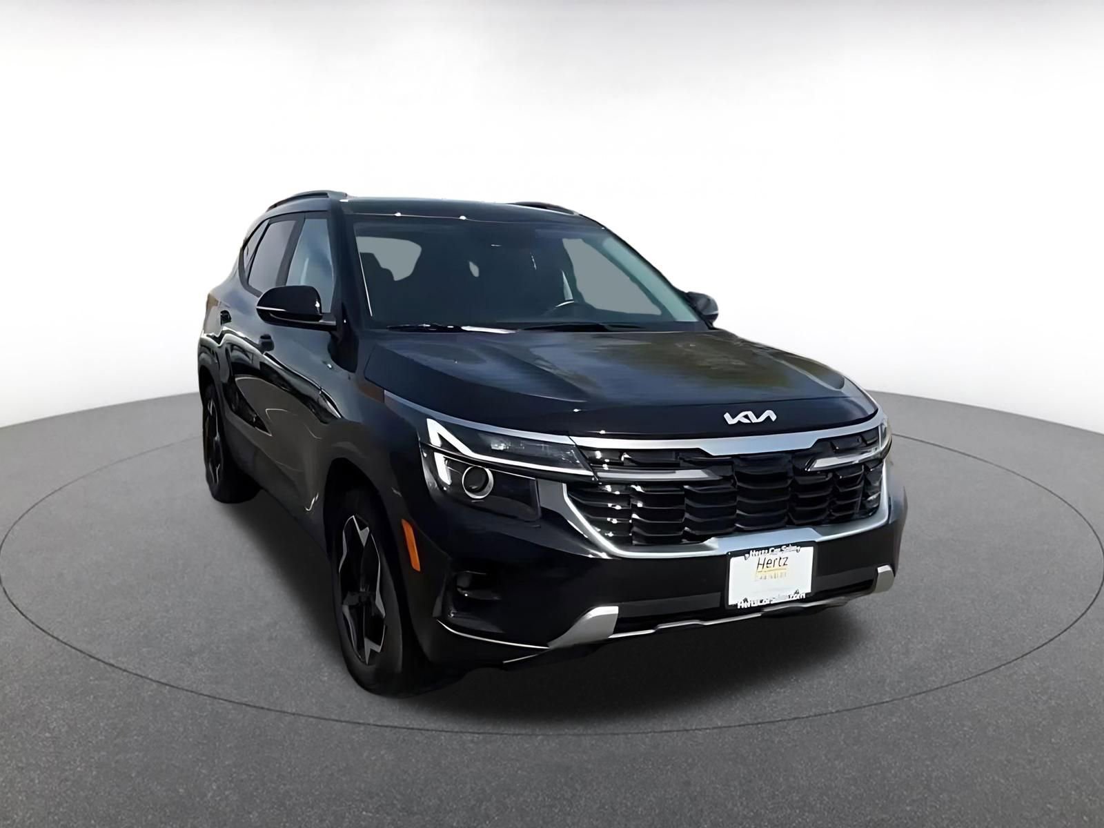 Used 2025 Kia Seltos S image 3