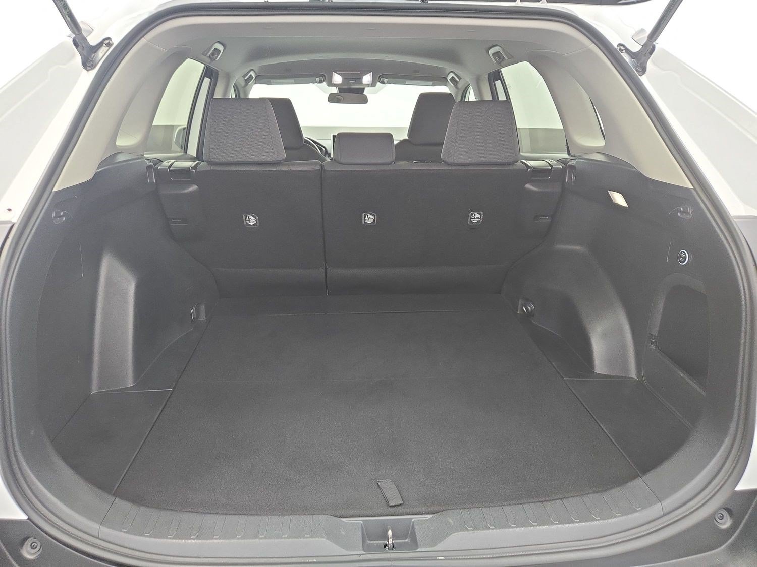 Used 2024 Toyota RAV4 XLE AWD/4WD image 28