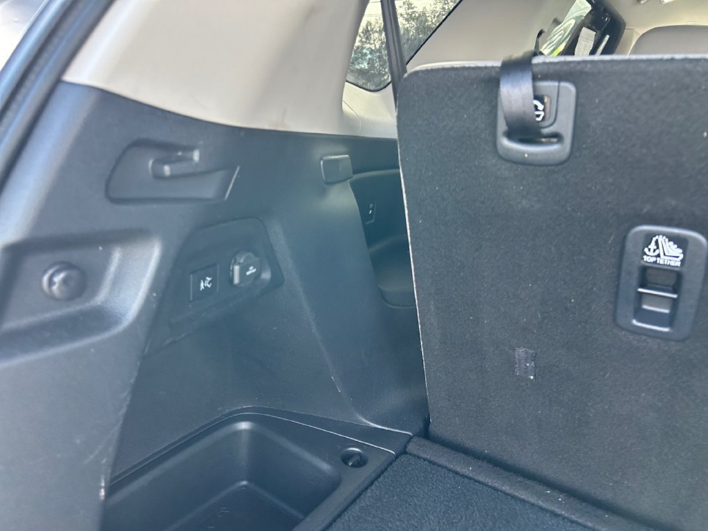 Certified 2025 Honda Pilot Touring image 23