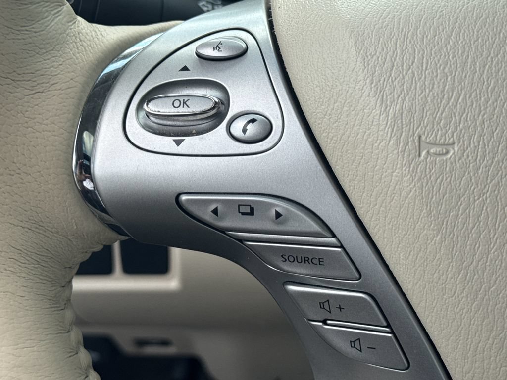 Used 2018 Nissan Murano Platinum w/ Cargo Package FWD image 25
