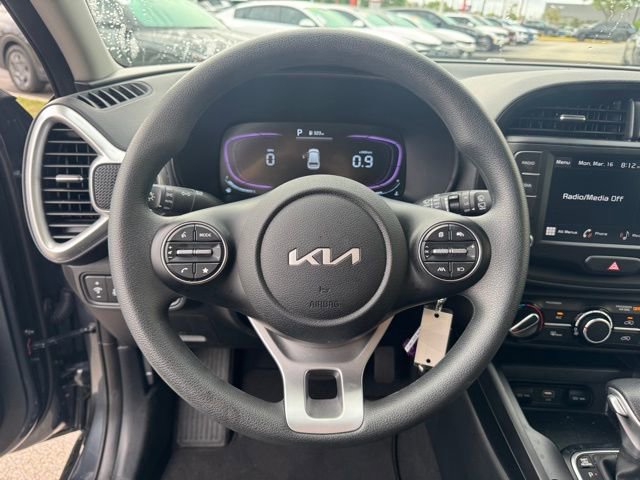 Certified 2025 Kia Soul LX image 22